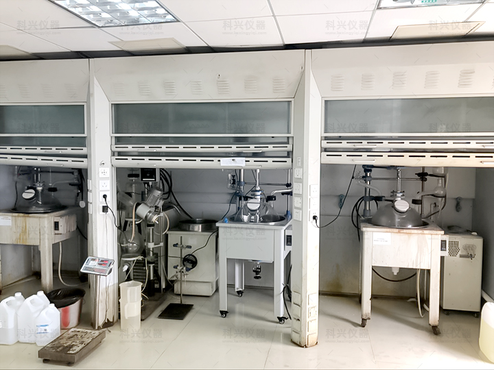 上?？婆d儀器與某公司合作