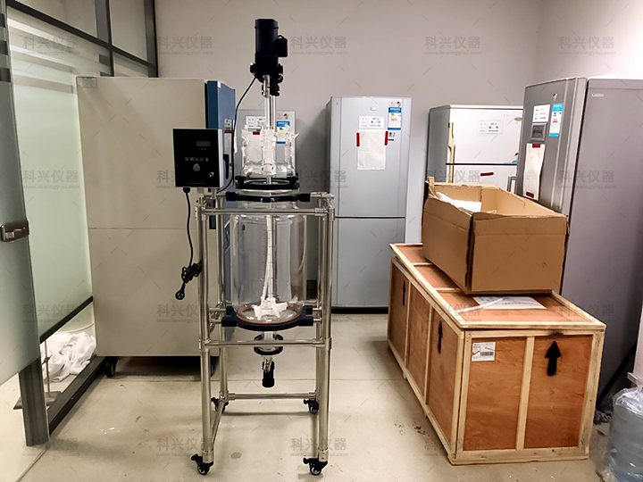 上?？婆d儀器與上海某集團(tuán)合作